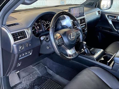 Used 2023 Lexus GX 460 Premium image 17