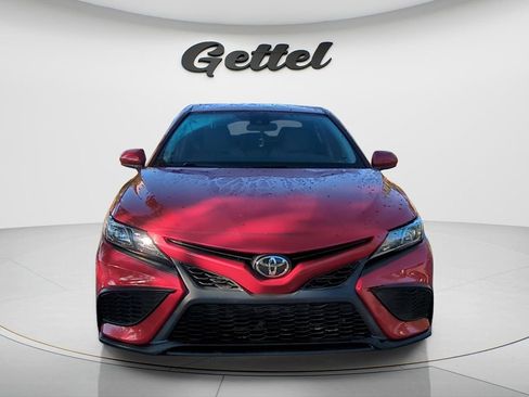 Used 2021 Toyota Camry SE FWD image 8