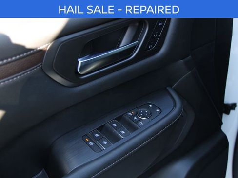 New 2026 Nissan Armada SL w/ Captain's Chari Seat Package AWD/4WD image 12