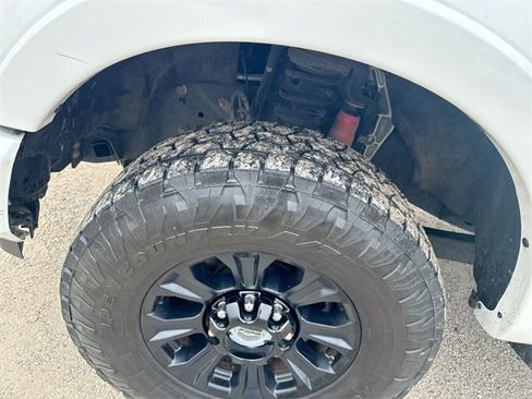 Certified 2022 Ford F250 Lariat w/ Tremor Off-Road Package image 39