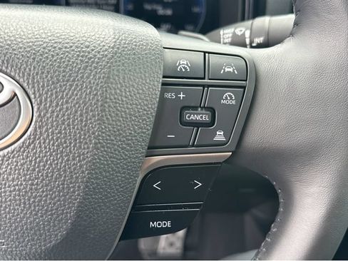 Used 2025 Toyota Camry XSE w/ Premium Package FWD image 33