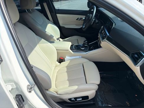 Used 2022 BMW 330i Sedan w/ Driving Assistance Package RWD image 13