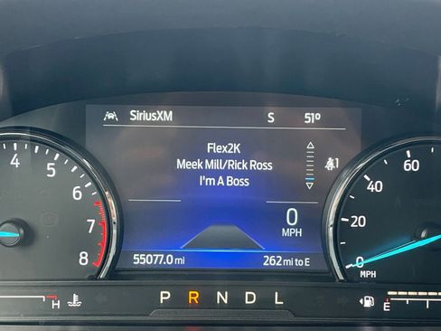 Used 2023 Ford Explorer Limited image 40