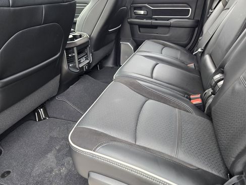 New 2026 RAM 2500 Laramie AWD/4WD image 22