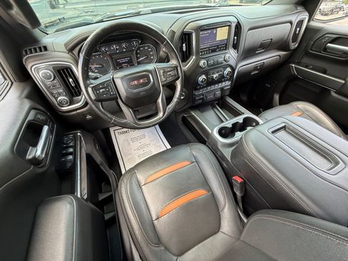 Used 2019 GMC Sierra 1500 AT4 w/ AT4 Premium Package AWD/4WD image 12