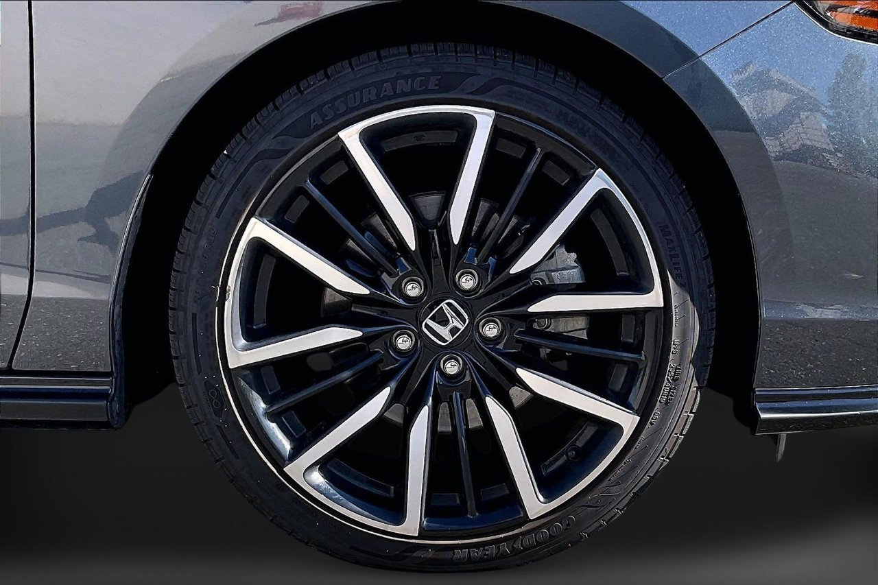 Used 2023 Honda Accord Touring image 35