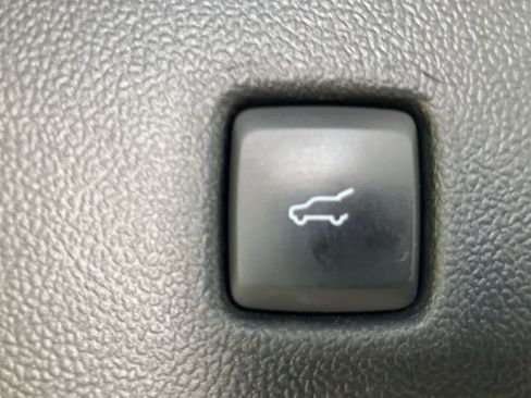 Certified 2023 Ford Escape ST-Line Elite w/ Premium Technology Package image 31