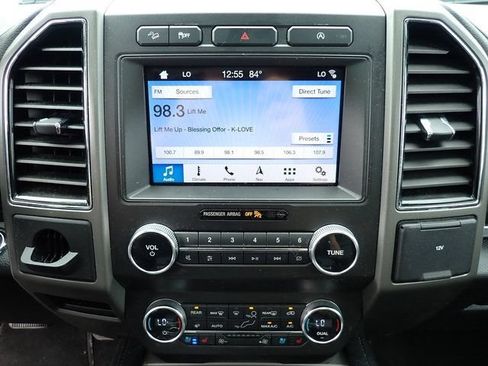 Used 2019 Ford Expedition XLT w/ Equipment Group 202A AWD/4WD image 15