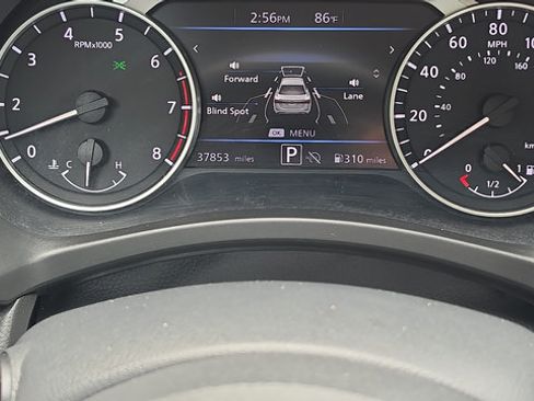 Used 2025 Nissan Sentra SR FWD image 11