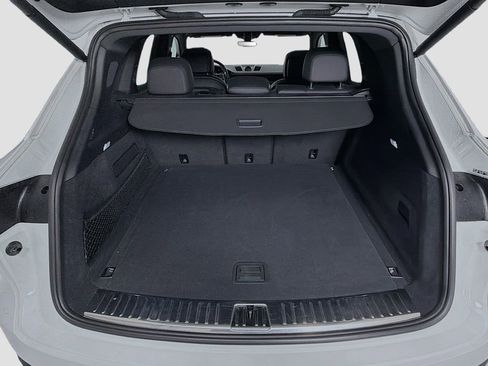 Certified 2019 Porsche Cayenne E-Hybrid AWD/4WD image 31