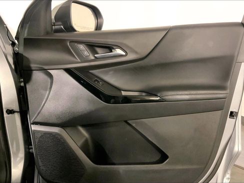 Used 2026 Chevrolet Equinox LT FWD image 25