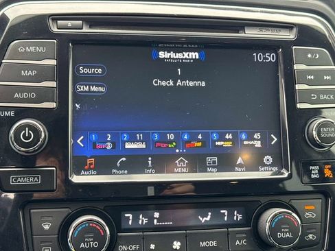 Used 2016 Nissan Maxima SR image 19