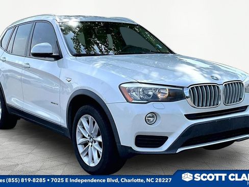 Used 2017 BMW X3 xDrive28i AWD/4WD image 1