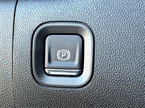 Used 2026 Chevrolet Silverado 1500 Custom image 29