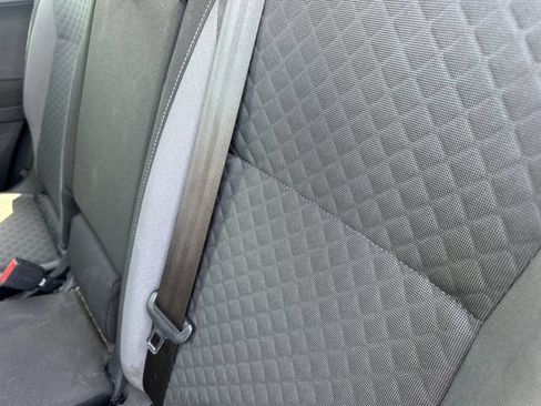 Used 2018 Volkswagen Tiguan S FWD image 12