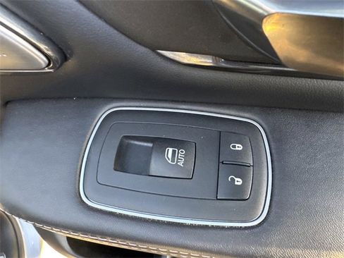 Used 2021 RAM 1500 Limited image 32