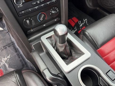 Used 2008 Ford Mustang Shelby GT500 RWD image 34