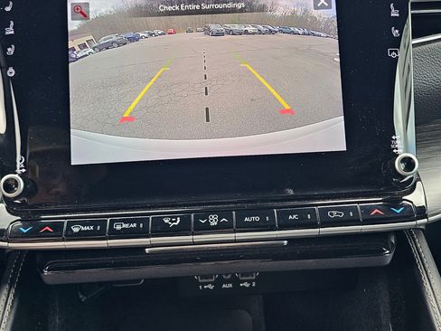 Used 2024 Jeep Wagoneer Series II AWD/4WD image 25