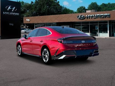 Certified 2025 Hyundai Sonata SEL FWD image 5