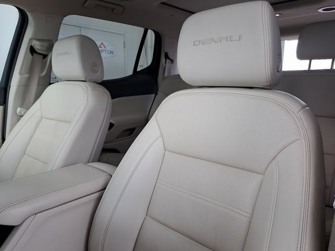 Used 2021 GMC Acadia Denali w/ Denali Technology Package image 26