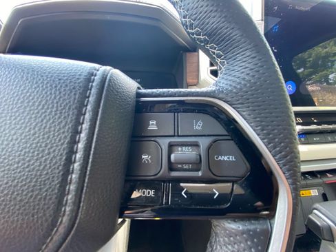 Used 2024 Toyota Tundra Capstone AWD/4WD image 21