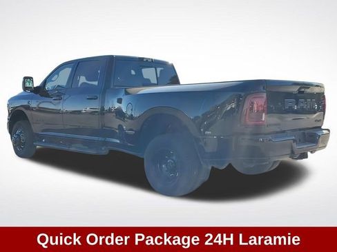 Used 2025 RAM 3500 Laramie image 3