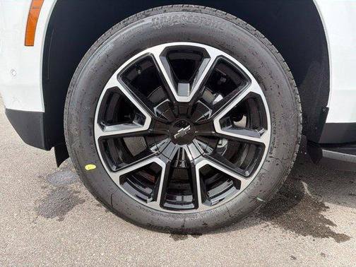New 2027 Chevrolet Tahoe RST w/ Comfort Package AWD/4WD image 11