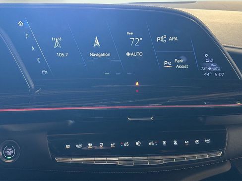 Used 2023 Cadillac Escalade Sport image 14