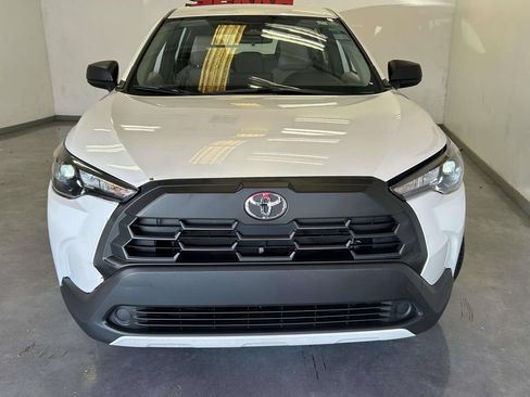 Used 2026 Toyota Corolla Cross L FWD image 8