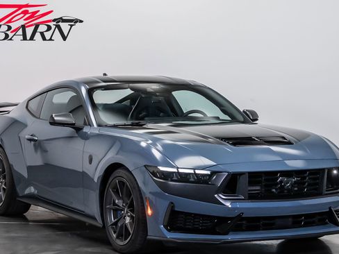 Used 2024 Ford Mustang Dark Horse image 7