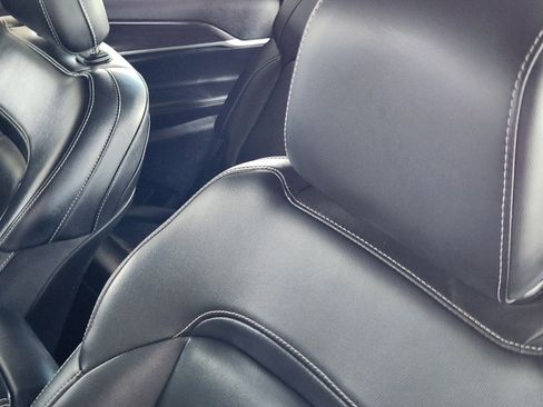 Used 2023 Jeep Grand Cherokee L Limited image 16