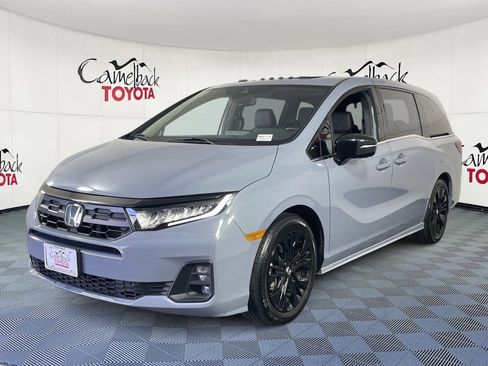 Used 2025 Honda Odyssey Sport-L image 2