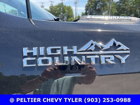 Used 2024 Chevrolet Silverado 3500 High Country w/ High Country Premium Package AWD/4WD image 12