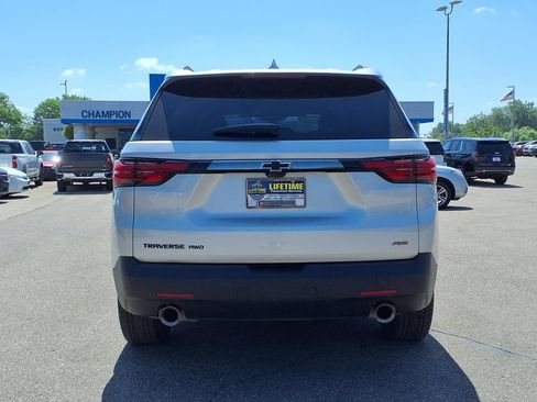 Used 2022 Chevrolet Traverse RS w/ LPO, Floor Liner Package AWD/4WD image 6