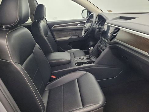 Used 2021 Volkswagen Atlas SE image 21