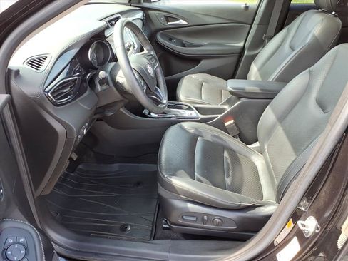 Used 2023 Buick Encore GX Essence w/ Experience Buick Package AWD/4WD image 5