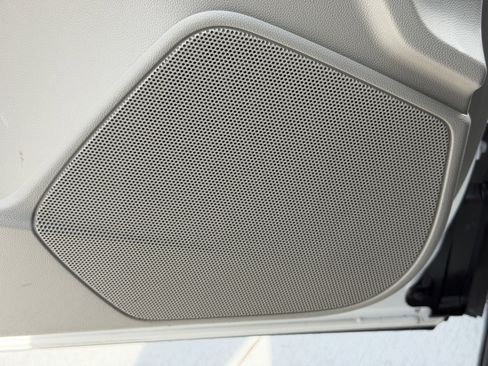 Used 2023 Cadillac XT4 Premium Luxury image 19