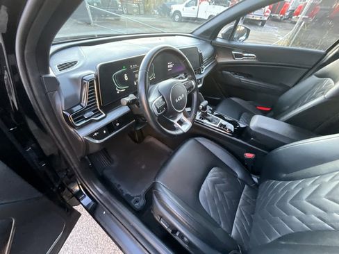 Used 2024 Kia Sportage X-Line image 11