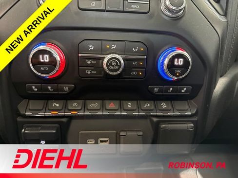 Used 2020 GMC Sierra 1500 AT4 w/ AT4 Premium Package AWD/4WD image 35