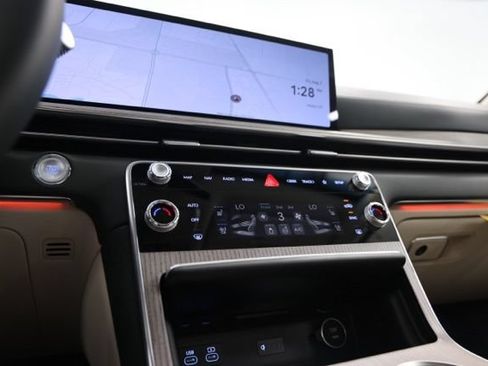 New 2026 Genesis GV80 3.5T Advanced AWD/4WD image 24