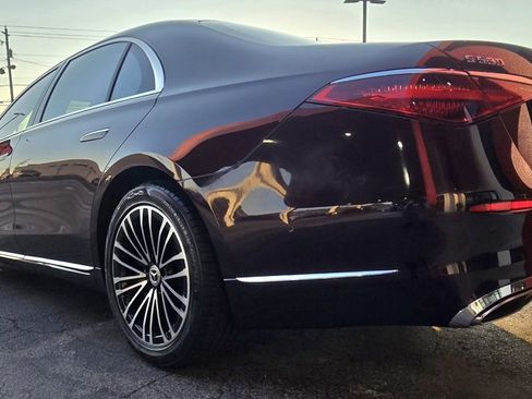Used 2021 Mercedes-Benz S 580 4MATIC Sedan image 5