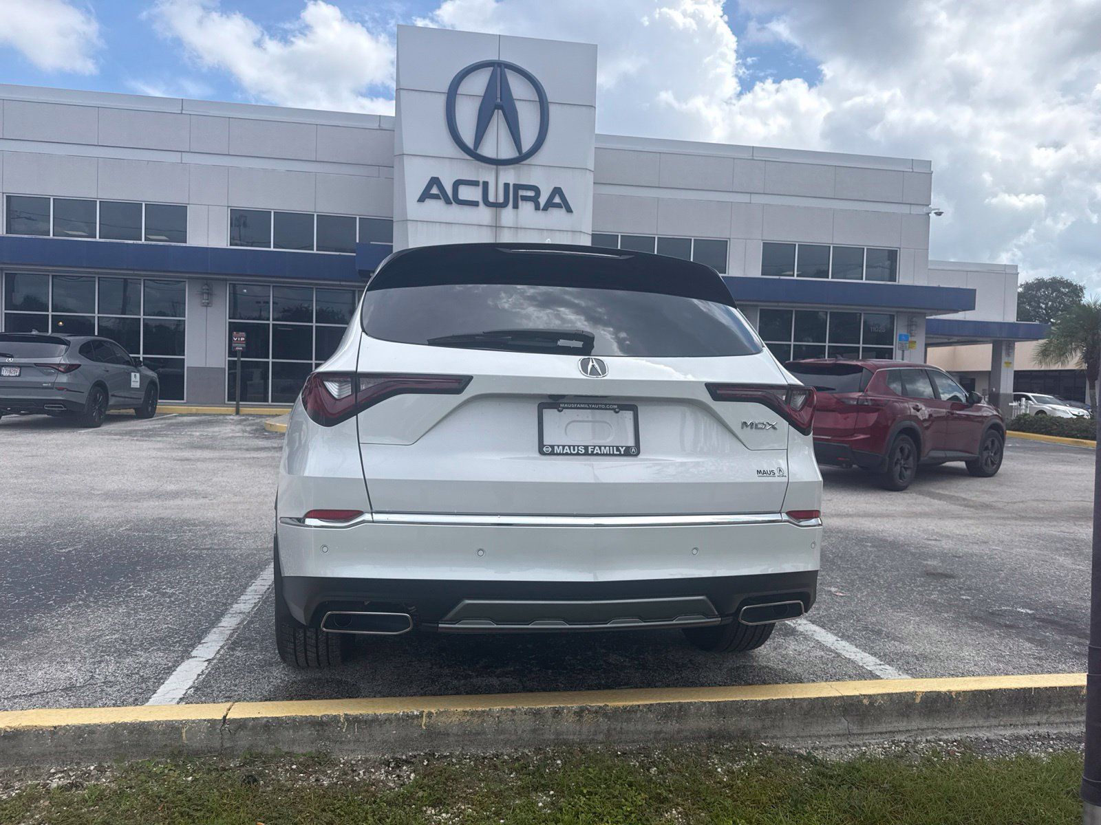 Used 2026 Acura MDX w/ Technology Package FWD image 6
