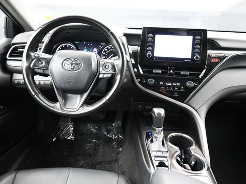 Certified 2023 Toyota Camry SE w/ Cold Weather Package AWD/4WD image 19