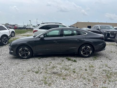 Certified 2026 Hyundai Sonata SEL FWD image 2