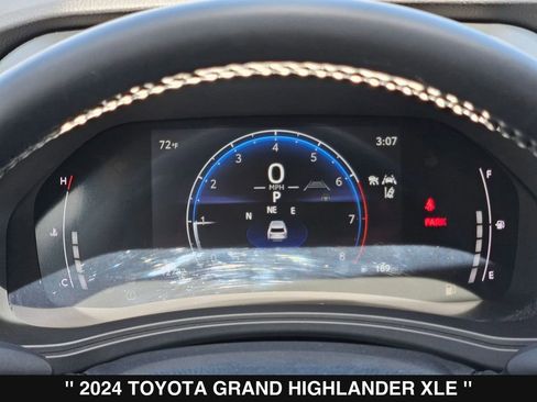 Used 2024 Toyota Grand Highlander FWD image 29