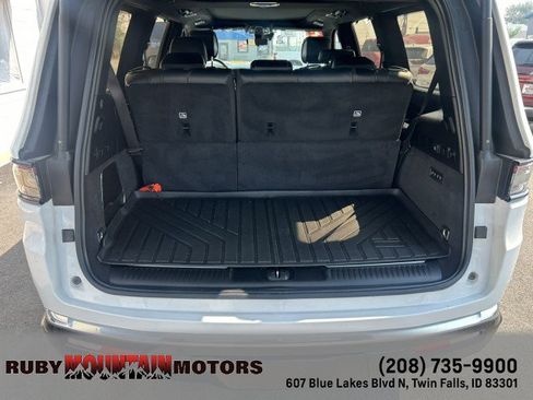 Used 2024 Jeep Grand Wagoneer Series II Obsidian w/ Quick Order Packagew 28T AWD/4WD image 26