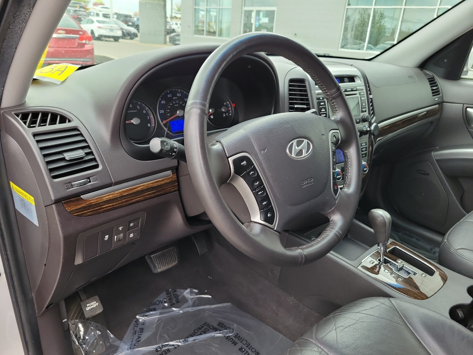Used 2011 Hyundai Santa Fe Limited FWD image 17