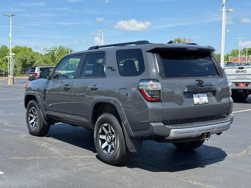 Certified 2024 Toyota 4Runner TRD Off-Road Premium w/ Moonroof Package AWD/4WD image 8