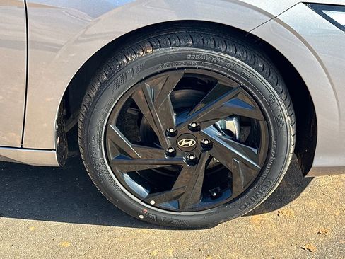 New 2026 Hyundai Elantra Sport image 12