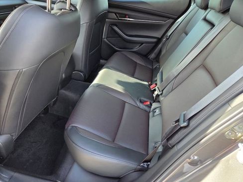 New 2026 MAZDA MAZDA3 Hatchback w/Premium Plus Pkg image 8